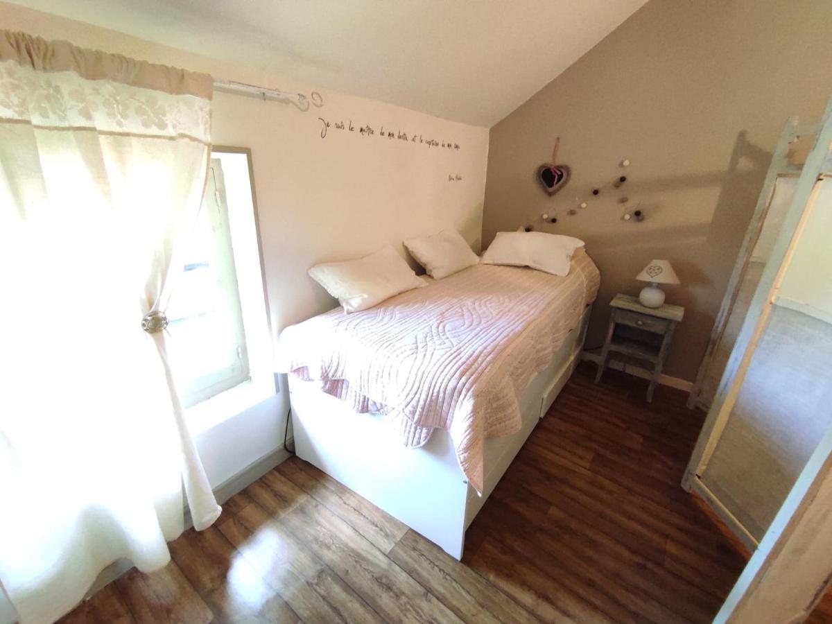 Gite Le Vieux Perrin Villa Andelaroche Kültér fotó